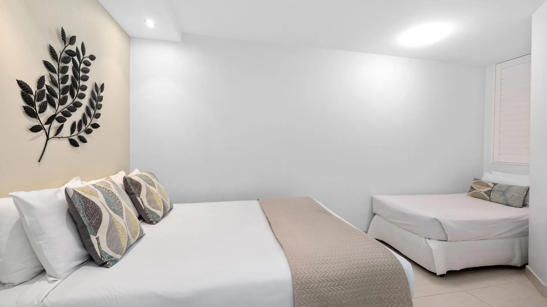 Fairshore 12: Absolute Beachfront, Direct Beach & Pool Access Noosa Heads Prázdninový dům