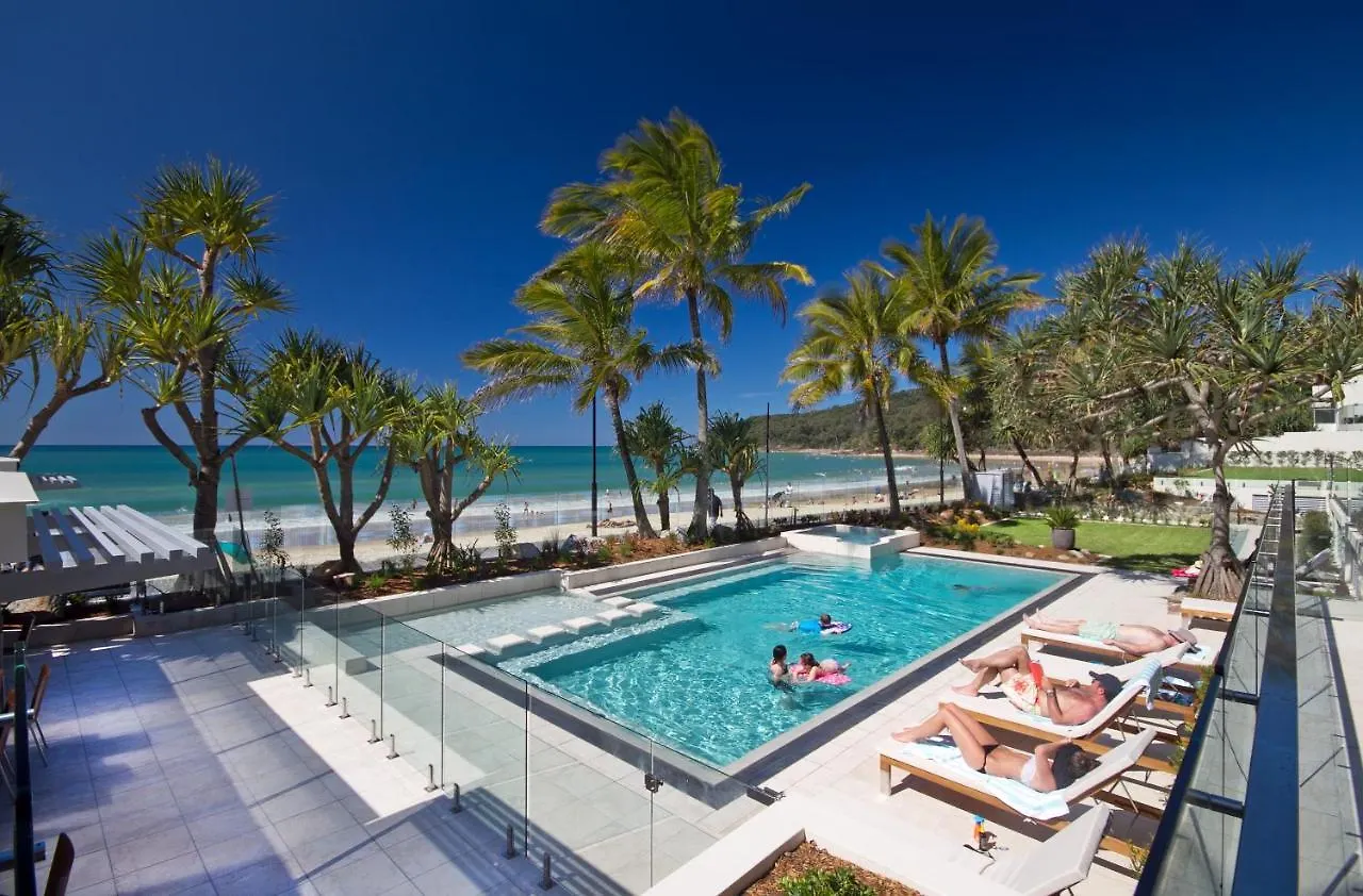 Fairshore 12: Absolute Beachfront, Direct Beach & Pool Access Noosa Heads
